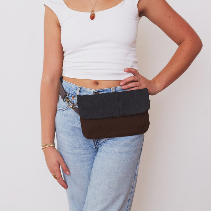The Austin Belt Bag is a gorgeous accessory, with a jute canvas exterior and interior cotton lining, along with an adjustable strap. It is perfect for everyday use or a night out, anytime you want a hands-free pouch.
