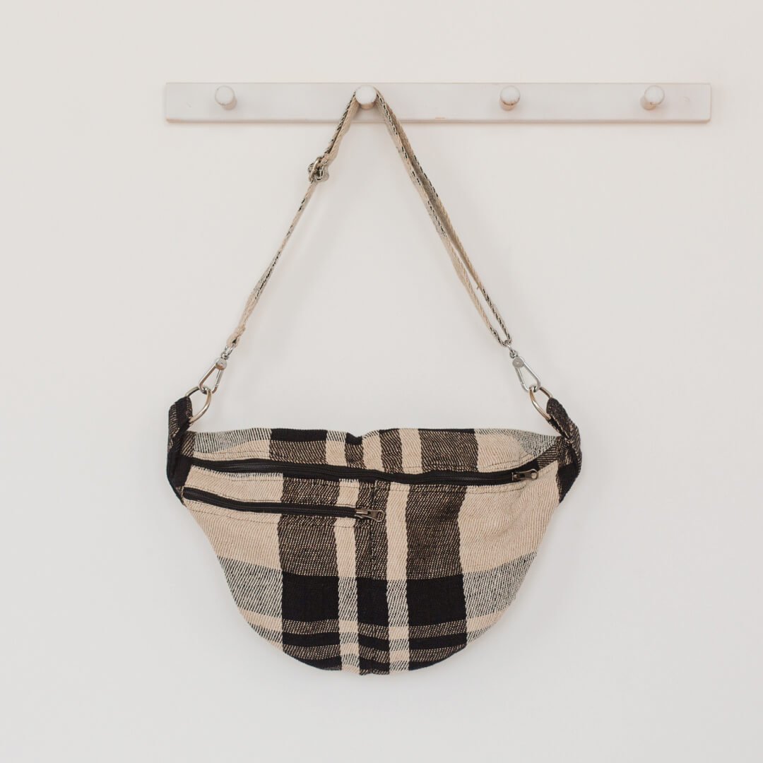 Atlas Sling Crossbody Bag Bags & Totes