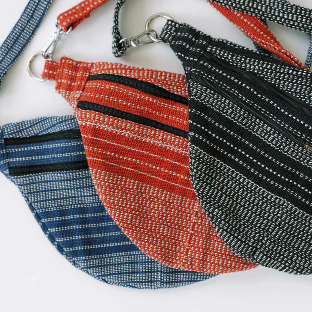Atlas Sling Crossbody Bag Bags & Totes