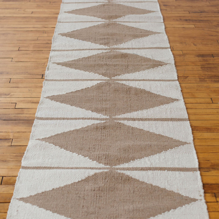 Handloomed Diamond Floor Mat - White/Natural New Arrivals