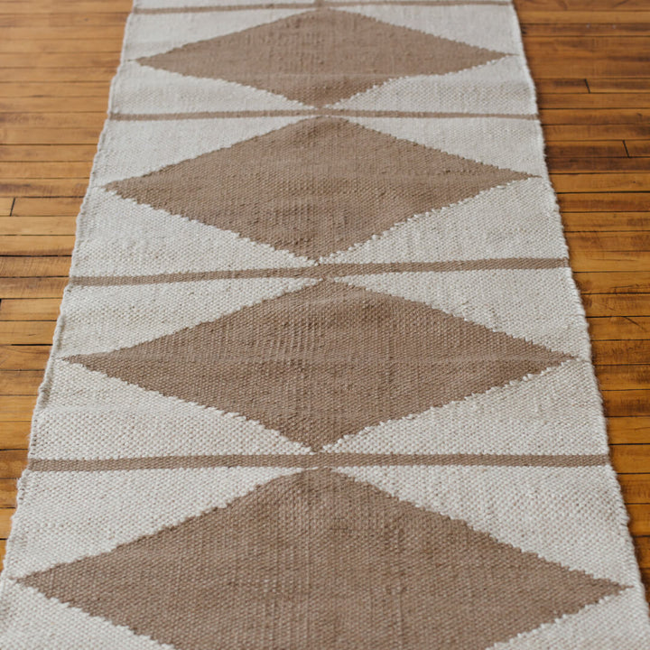 Handloomed Diamond Floor Mat - White/Natural New Arrivals